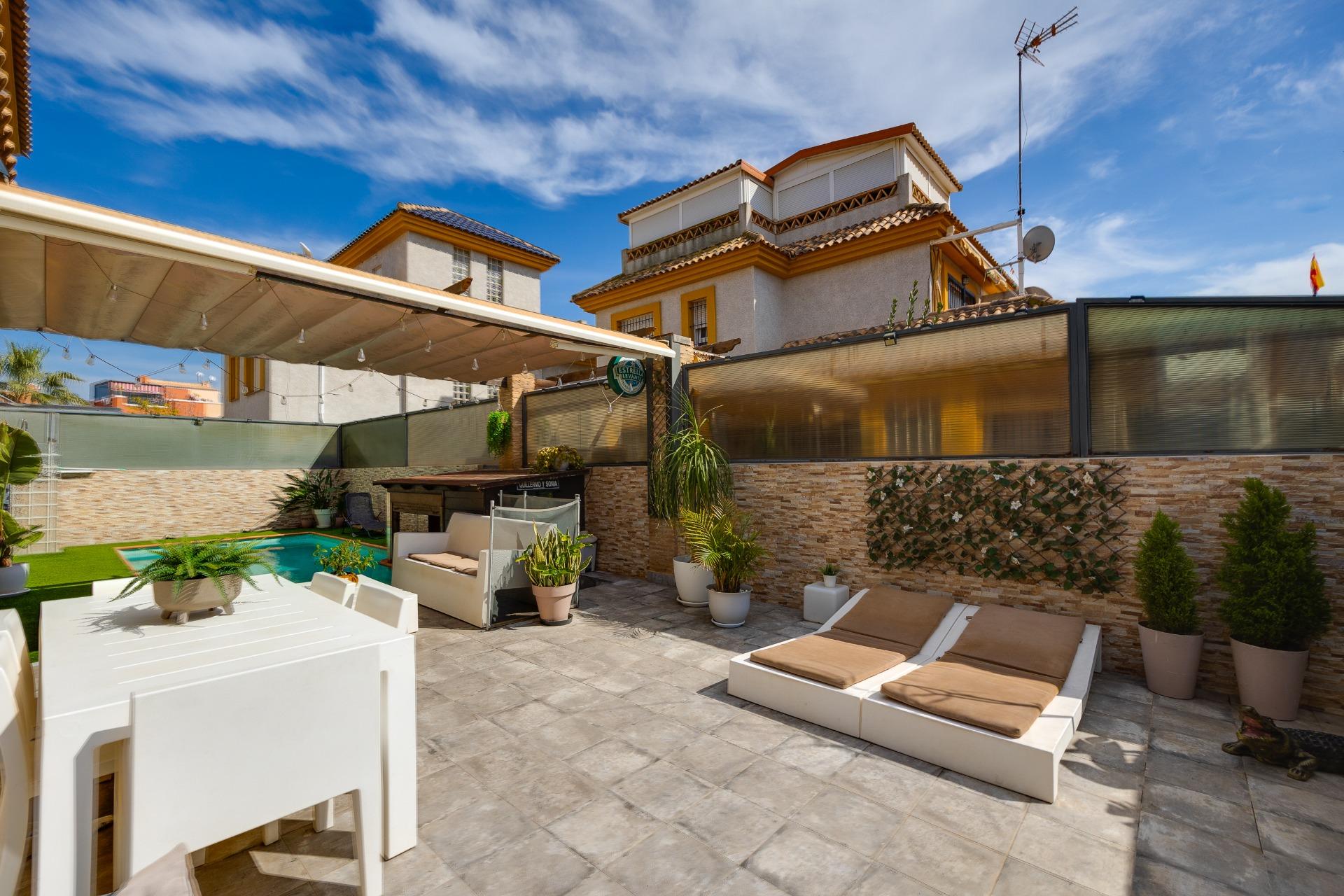 3 Bed, 2 Bath, HouseFor Sale, Los Montesinos, Alicante