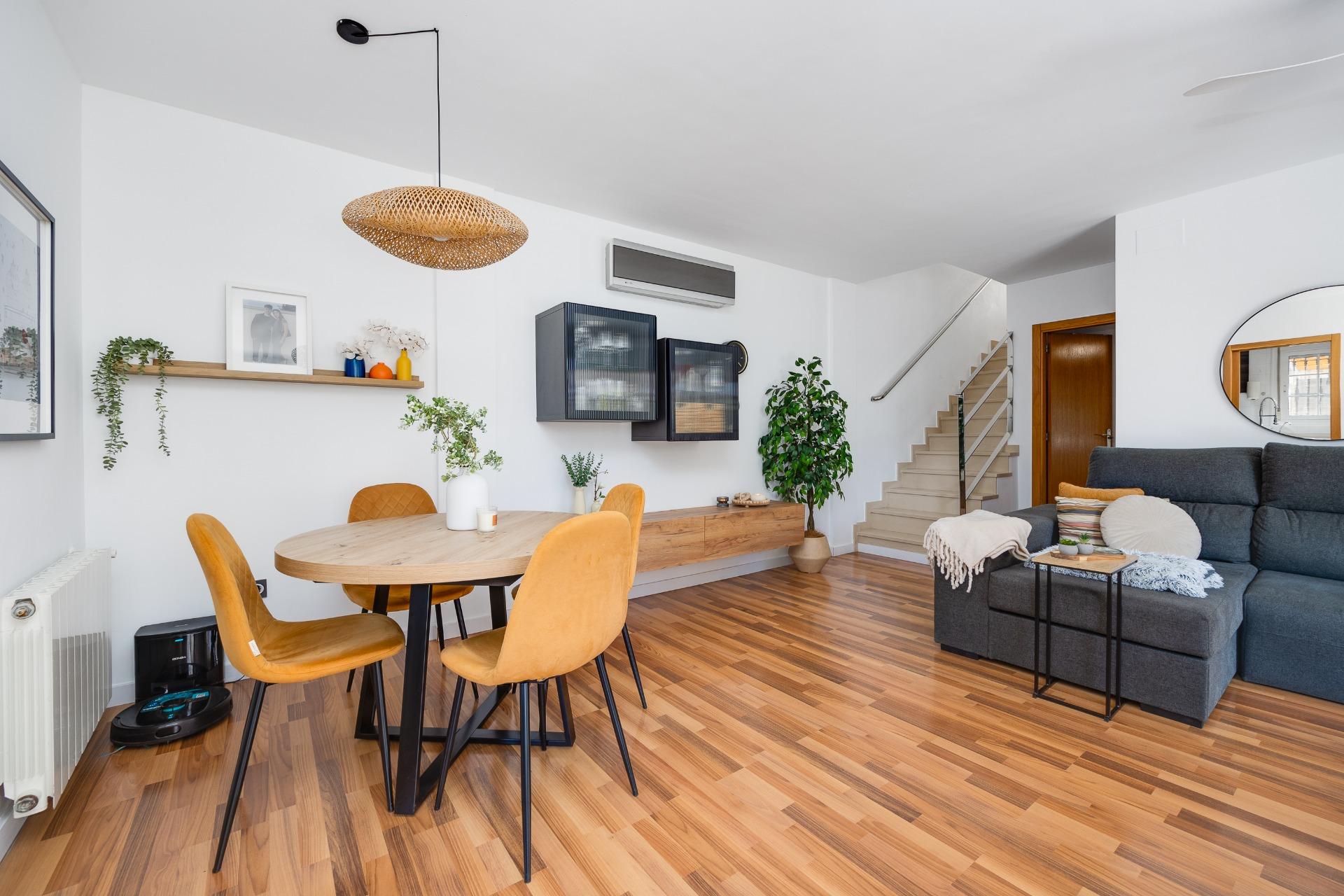 3 Bed, 2 Bath, HouseFor Sale, Los Montesinos, Alicante