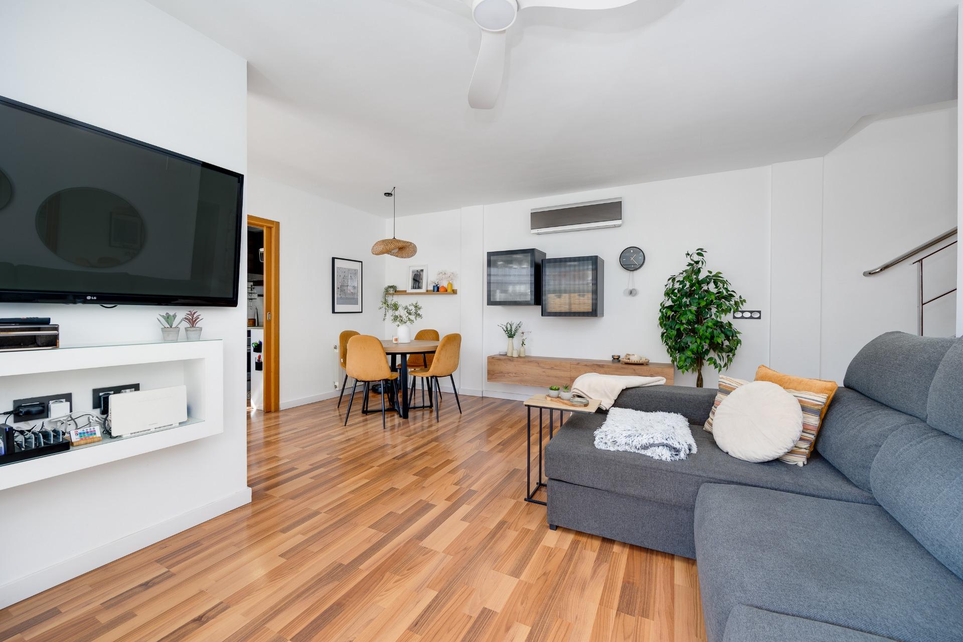 3 Bed, 2 Bath, HouseFor Sale, Los Montesinos, Alicante