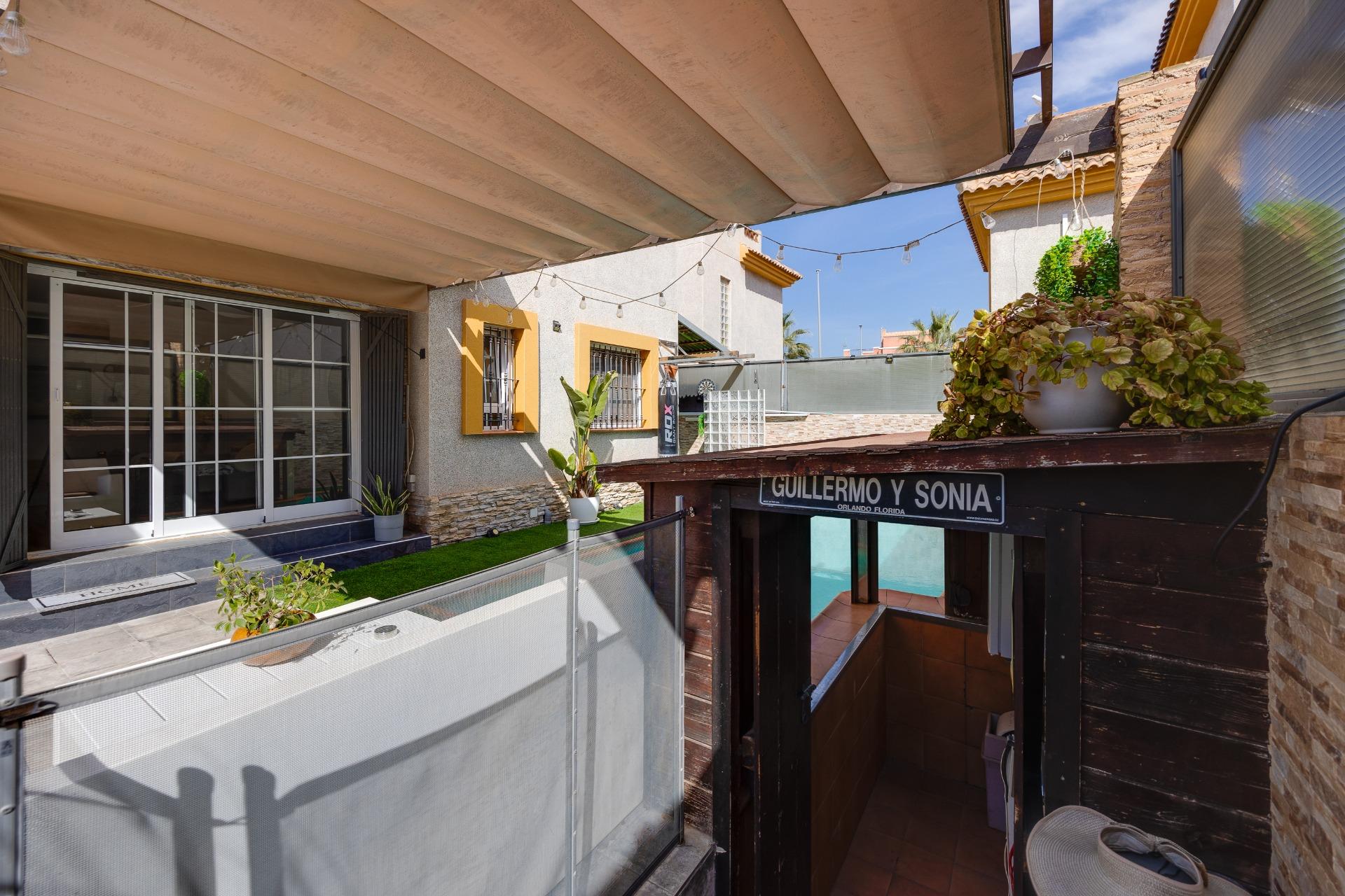 3 Bed, 2 Bath, HouseFor Sale, Los Montesinos, Alicante