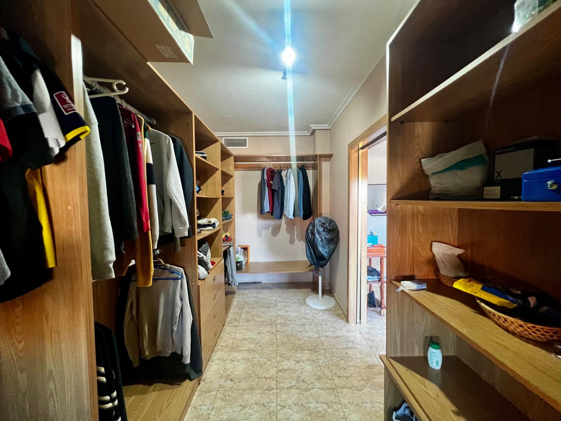 4 Bed, 2 Bath, ApartmentFor Sale, Rojales, Alicante