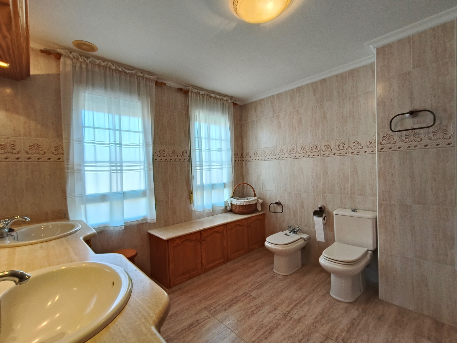 5 Bed, 4 Bath, HouseFor Sale, La Romana, Alicante