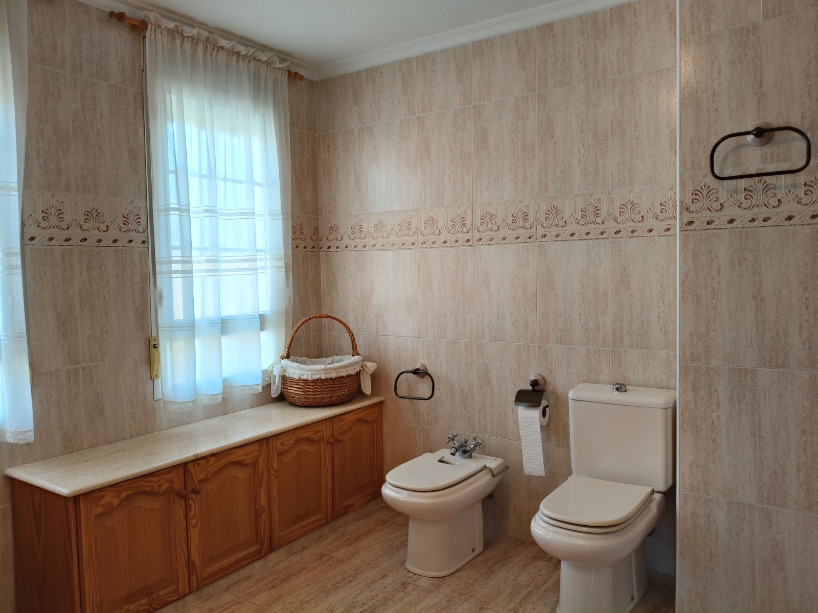 5 Bed, 4 Bath, HouseFor Sale, La Romana, Alicante