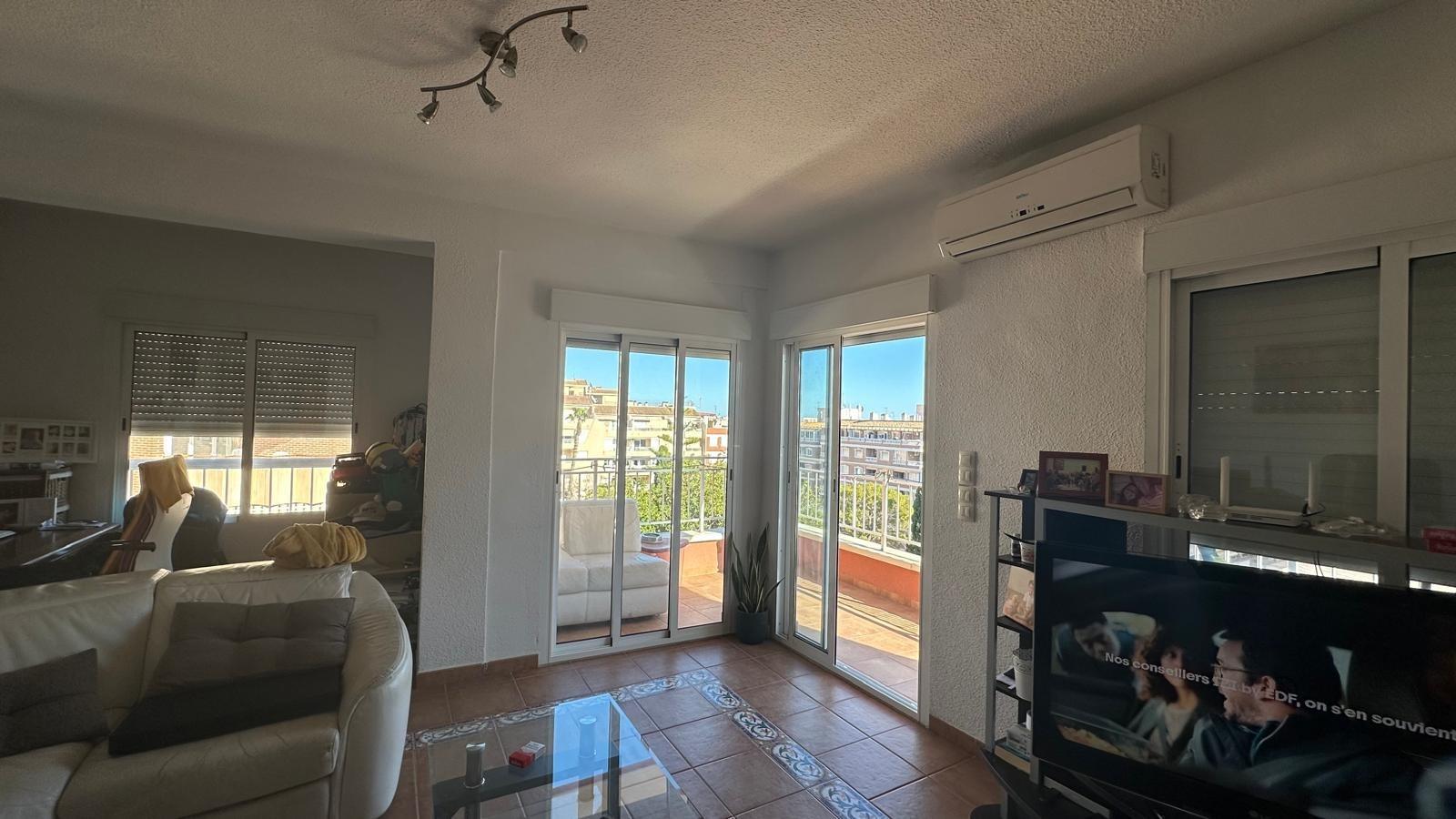3 Bed, 1 Bath, ApartmentFor Sale, Torrevieja, Alicante
