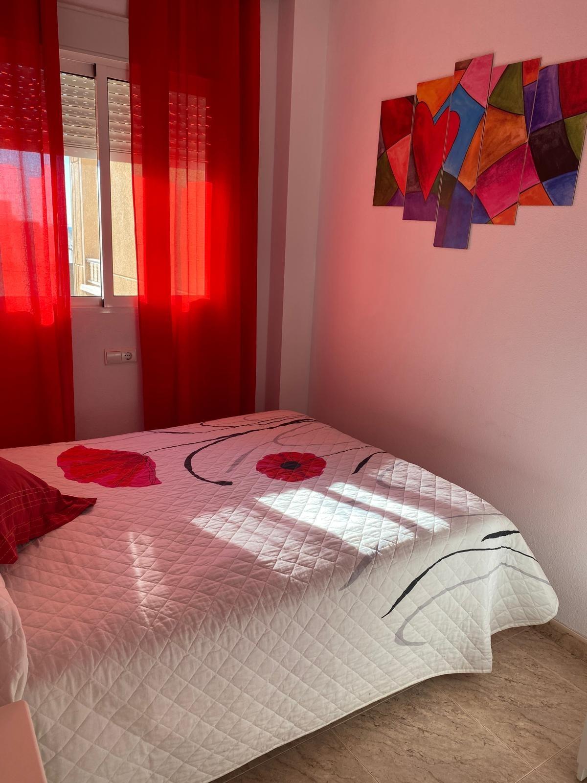 3 Bed, 2 Bath, ApartmentFor Sale, Torrevieja, Alicante