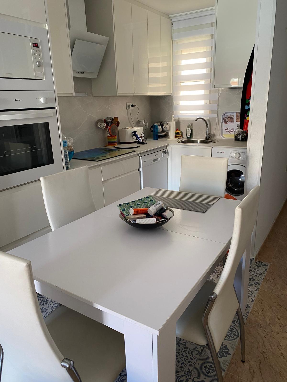 3 Bed, 2 Bath, ApartmentFor Sale, Torrevieja, Alicante