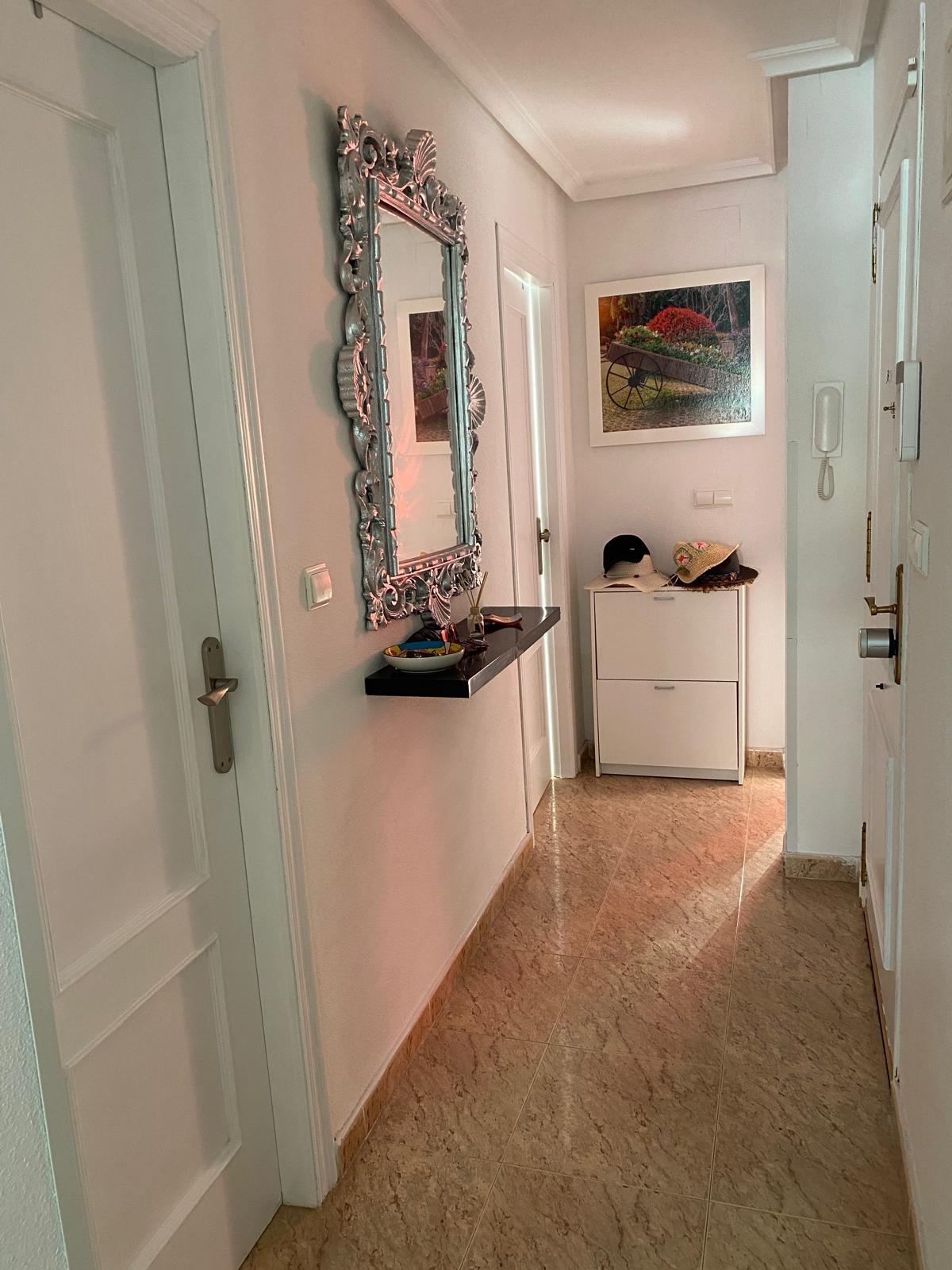 3 Bed, 2 Bath, ApartmentFor Sale, Torrevieja, Alicante