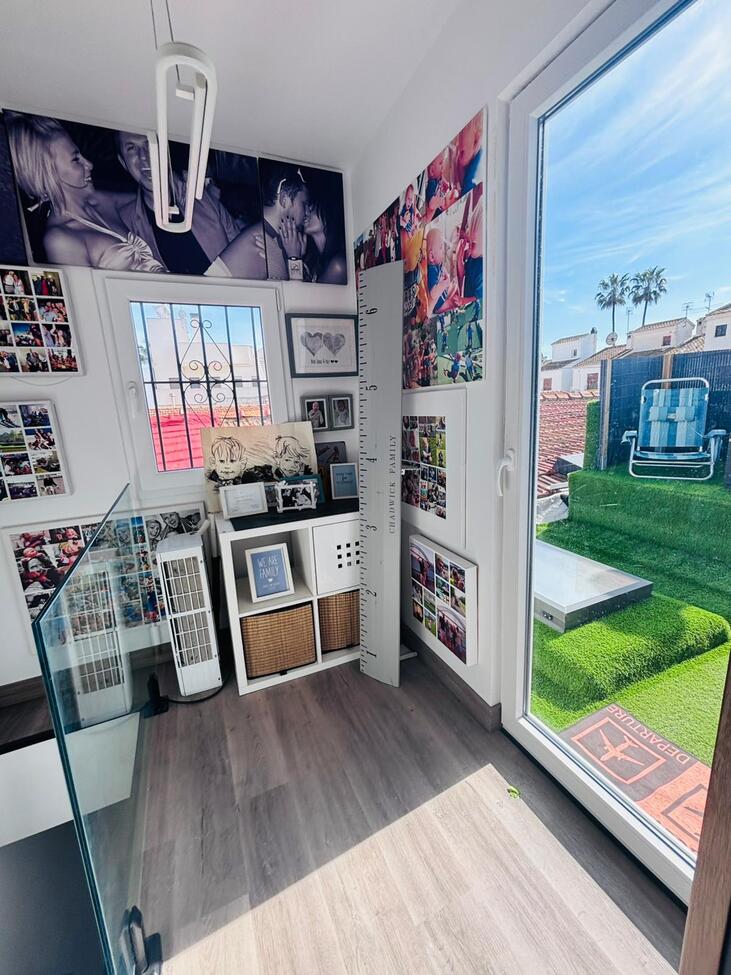 4 Bed, HouseFor Sale, San Miguel de Salinas, Alicante