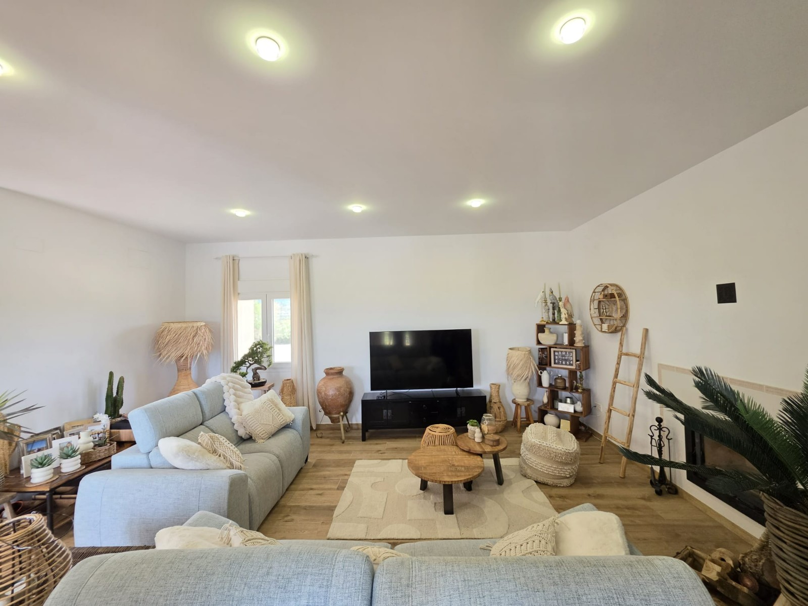 4 Bed, 3 Bath, HouseFor Sale, Pinoso, Alicante