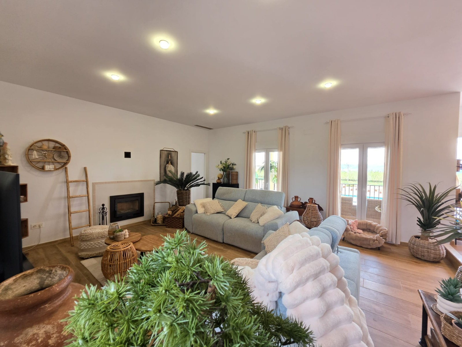 4 Bed, 3 Bath, HouseFor Sale, Pinoso, Alicante