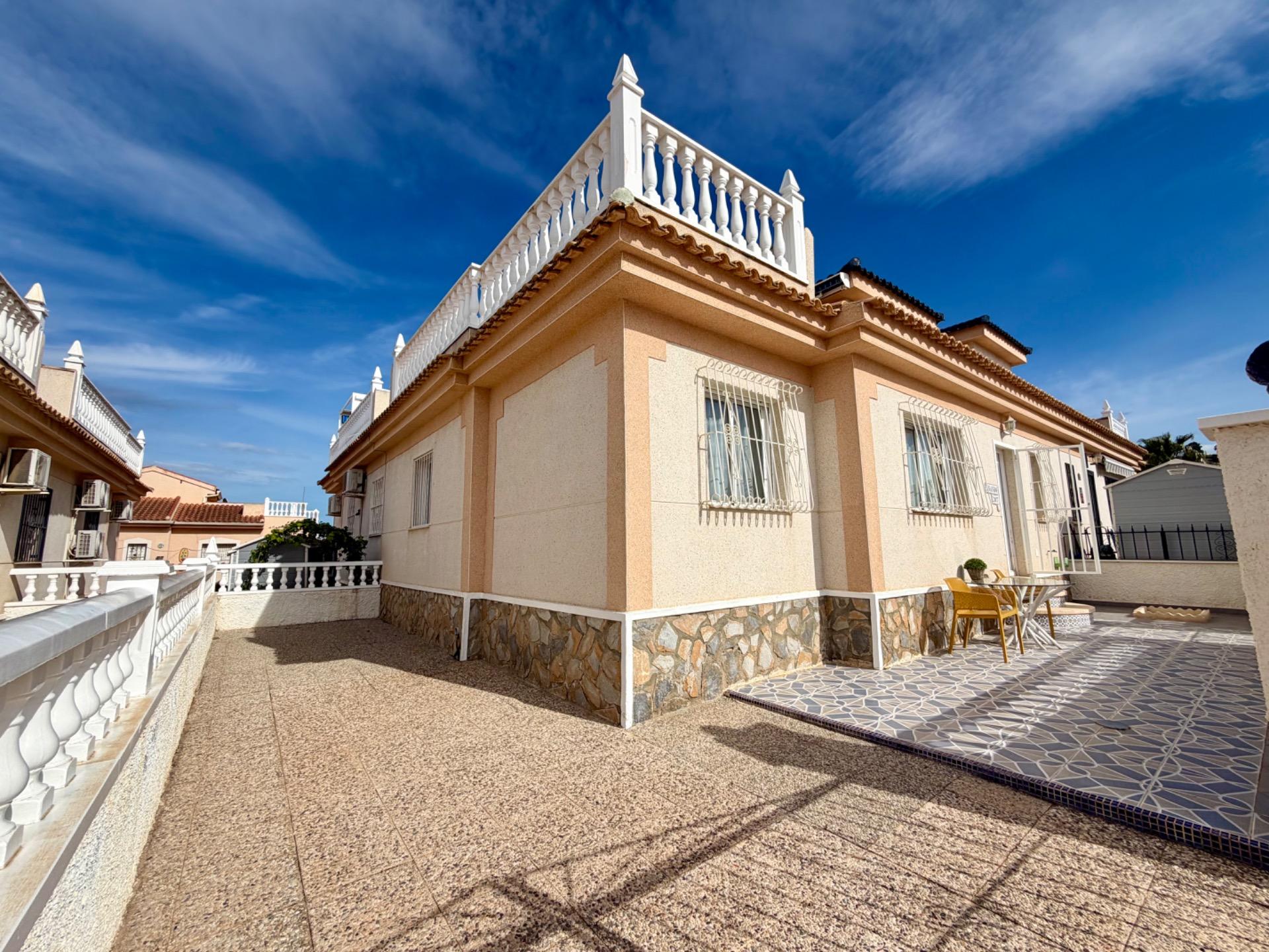2 Bed, 2 Bath, HouseFor Sale, Rojales, Alicante