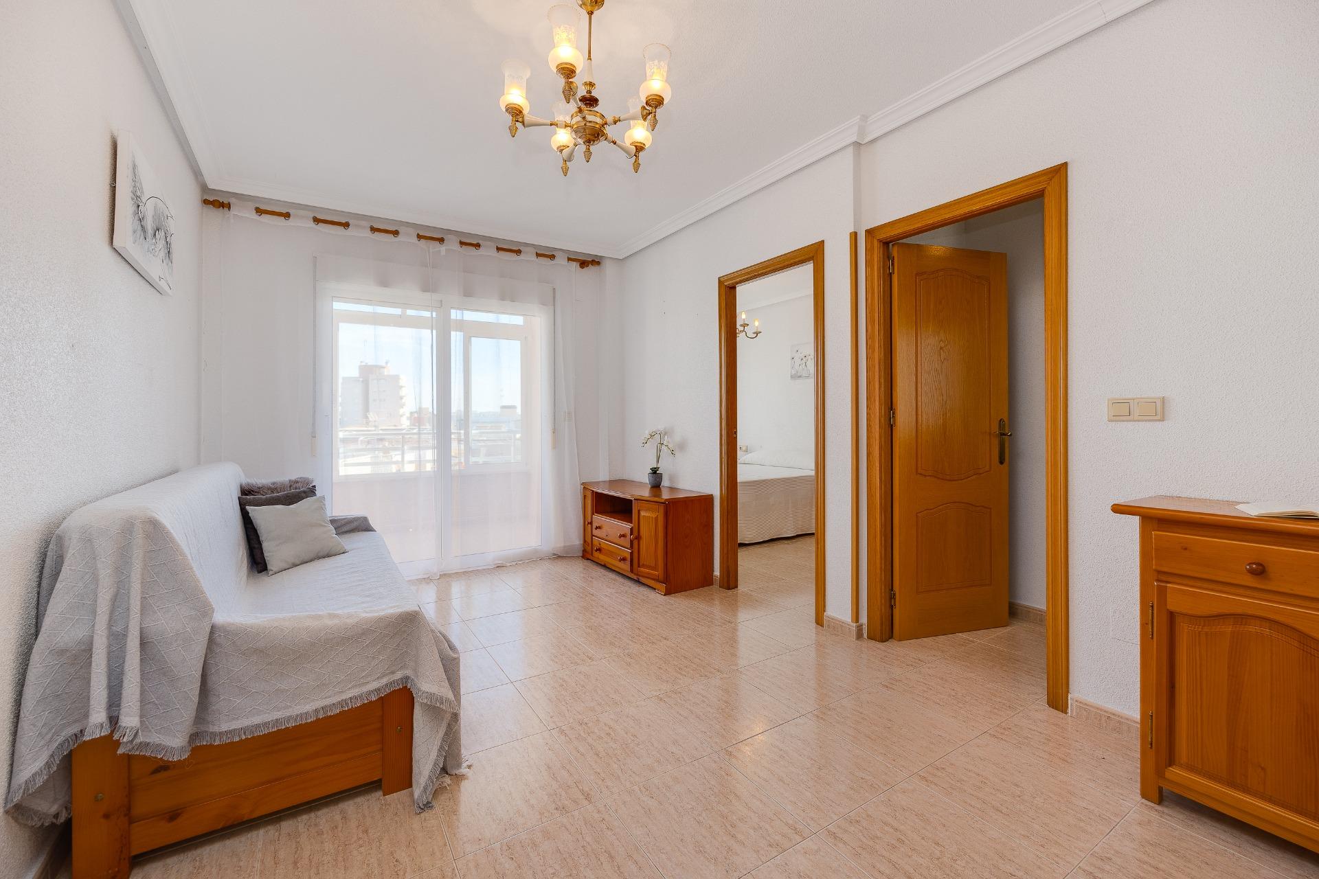 2 Bed, 1 Bath, ApartmentFor Sale, Torrevieja, Alicante