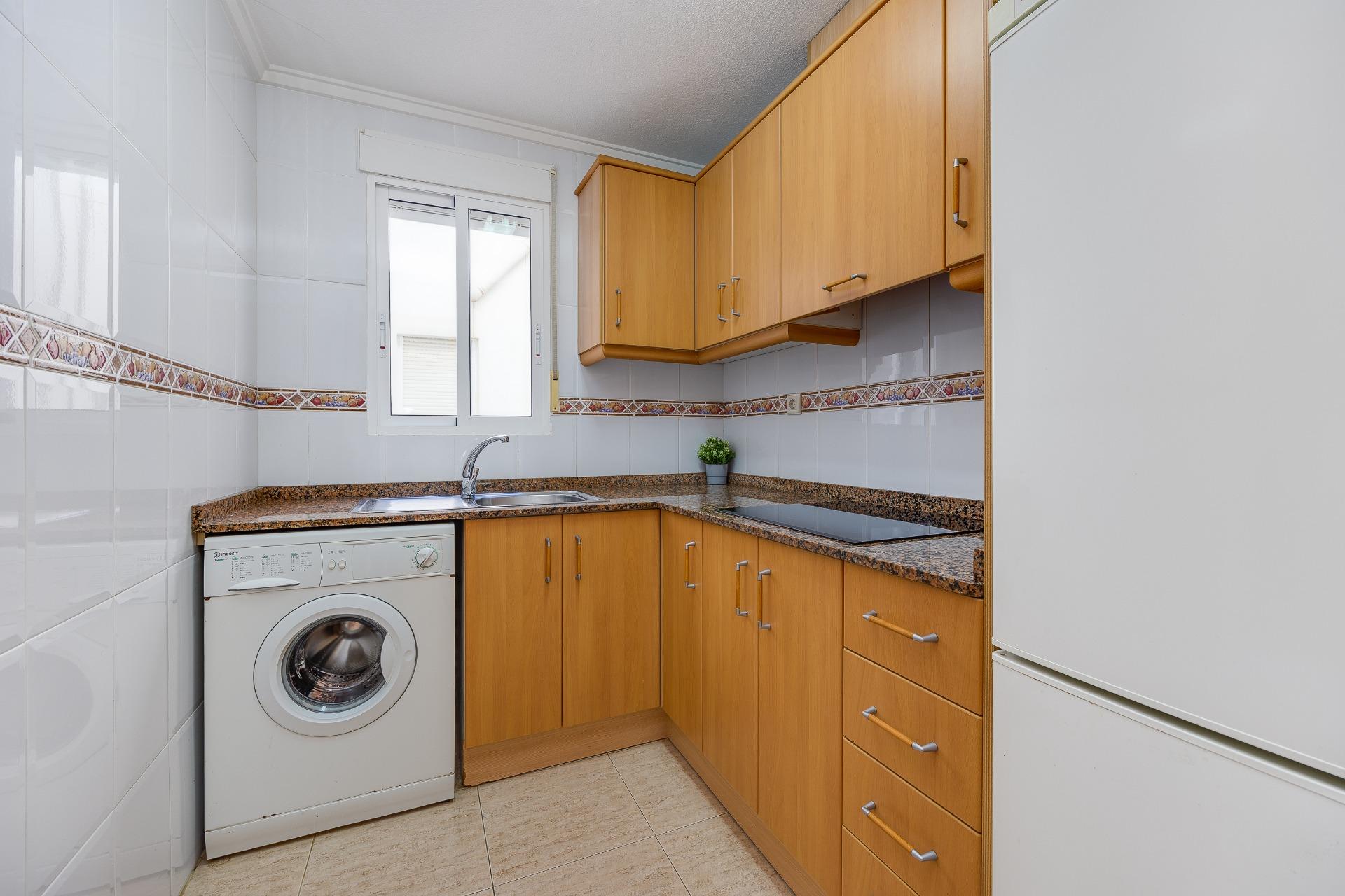 2 Bed, 1 Bath, ApartmentFor Sale, Torrevieja, Alicante