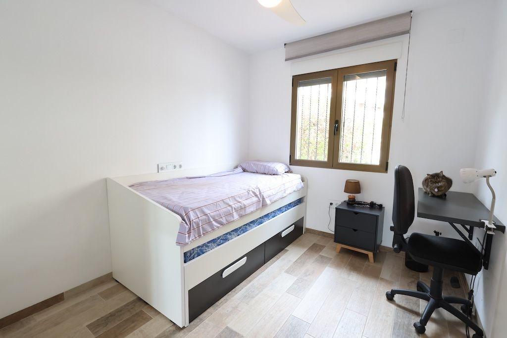 4 Bed, 3 Bath, ApartmentFor Sale, Cabo Roig, Alicante