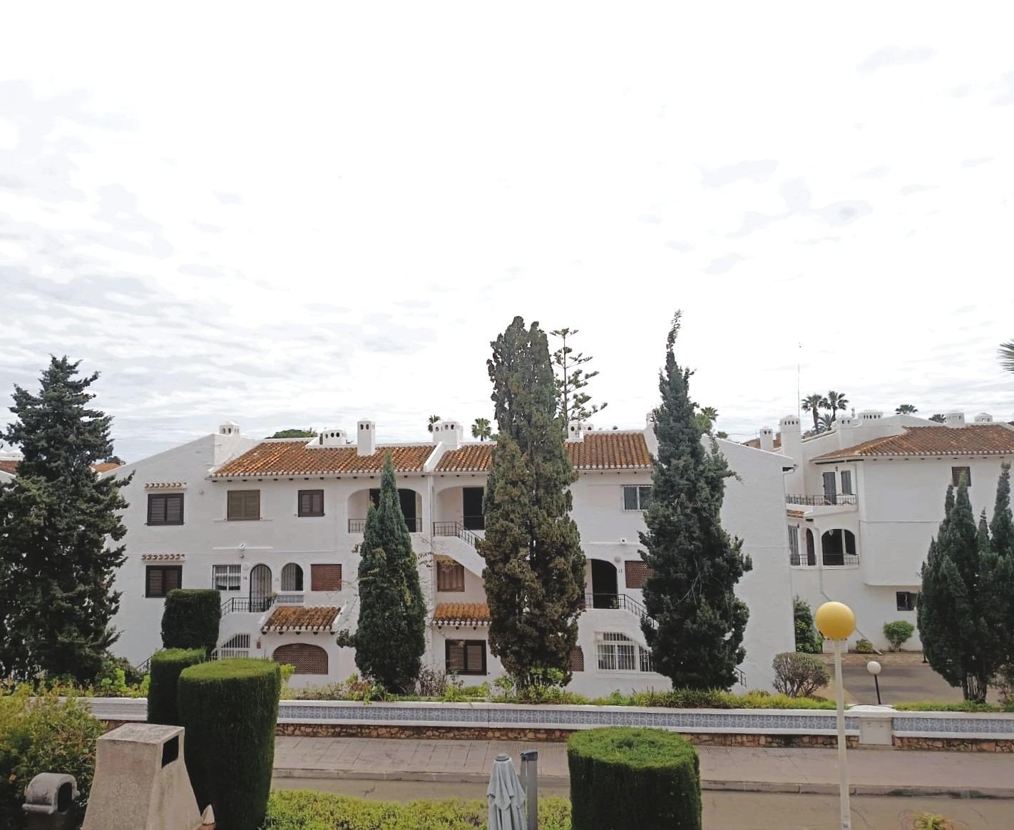 4 Bed, 3 Bath, ApartmentFor Sale, Cabo Roig, Alicante