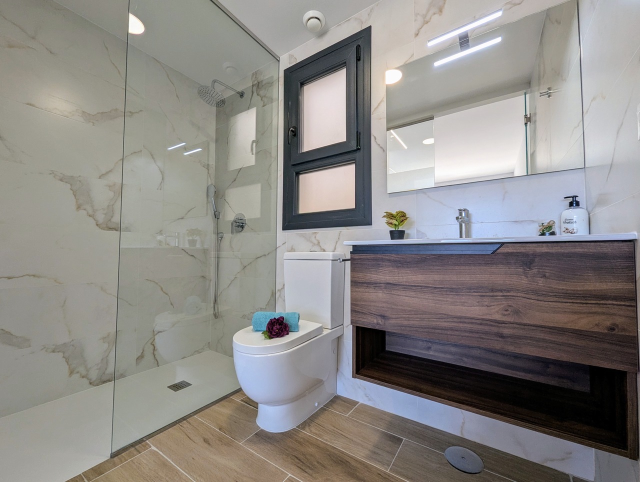 2 Bed, 2 Bath, ApartmentFor Sale, Villamartin, Alicante