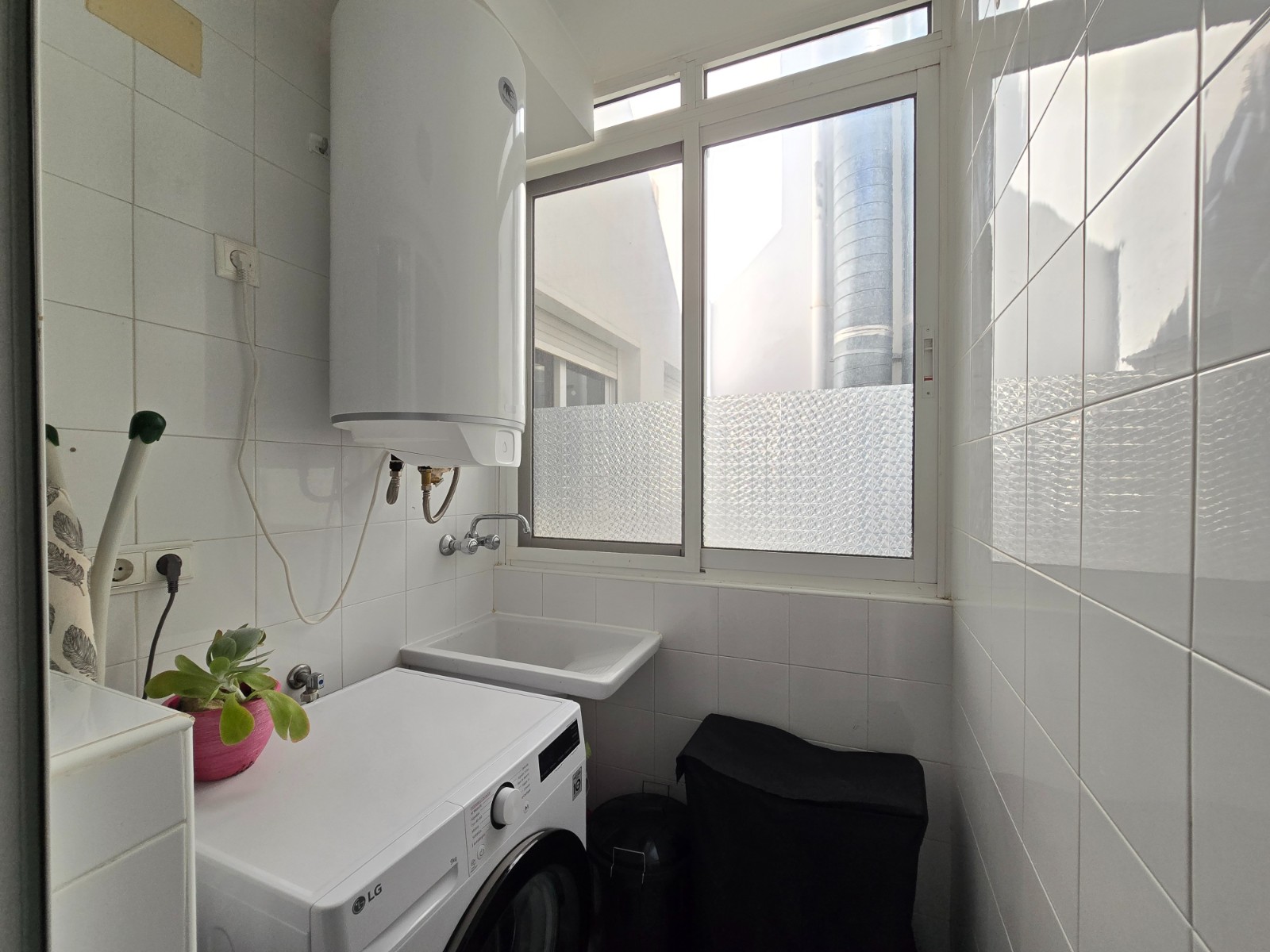 3 Bed, 2 Bath, ApartmentFor Sale, Los Montesinos *, Alicante