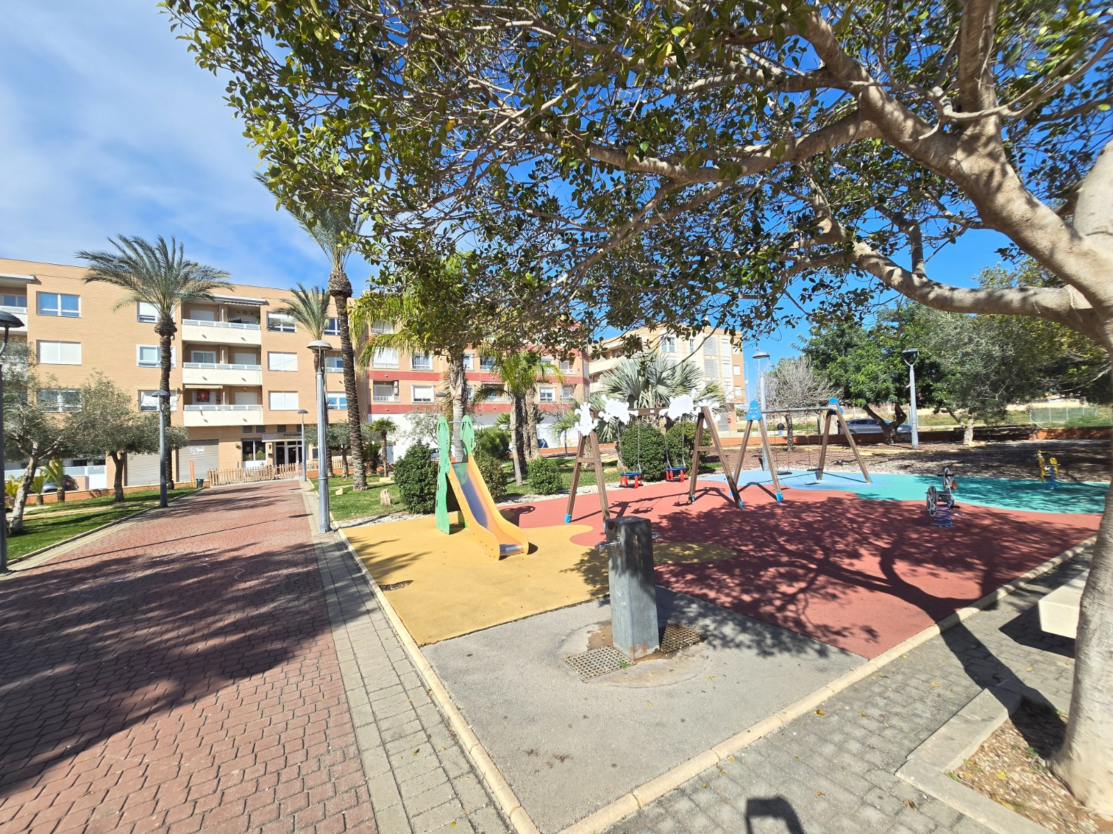 3 Bed, 2 Bath, ApartmentFor Sale, Los Montesinos *, Alicante