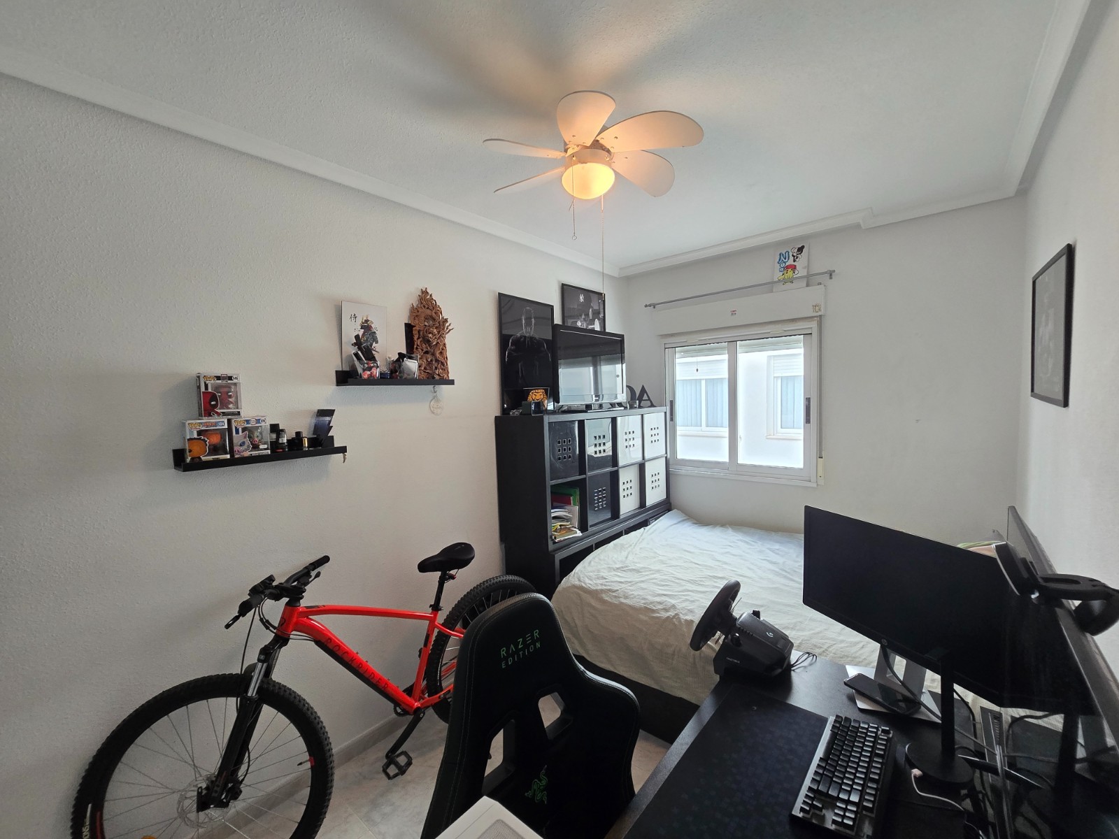 3 Bed, 2 Bath, ApartmentFor Sale, Los Montesinos *, Alicante