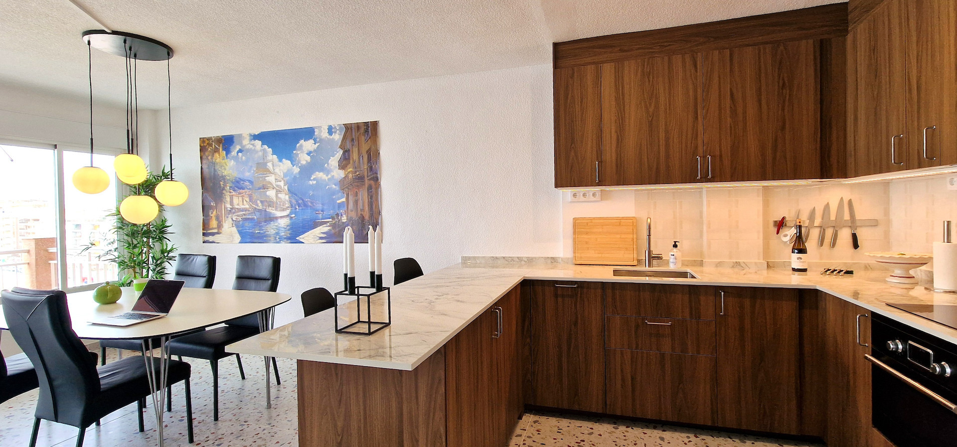 2 Bed, 1 Bath, ApartmentFor Sale, Torrevieja, Alicante