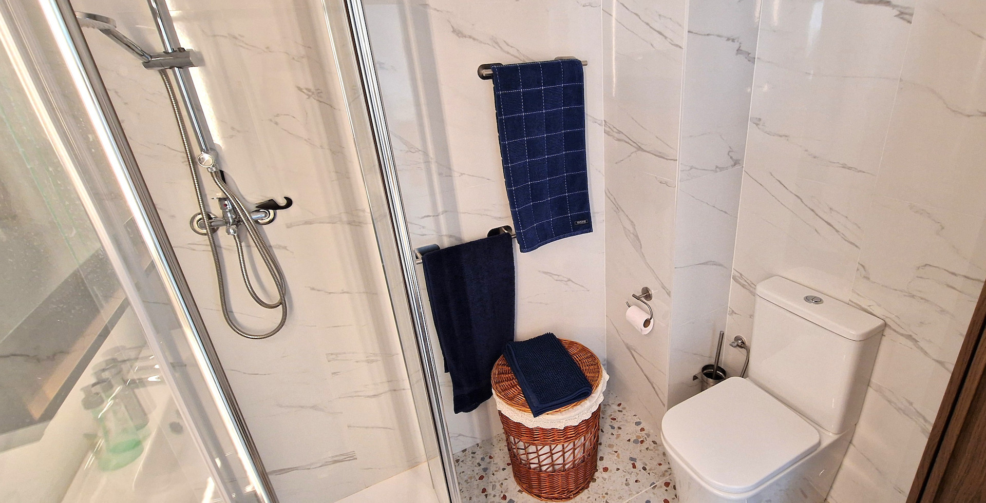 2 Bed, 1 Bath, ApartmentFor Sale, Torrevieja, Alicante