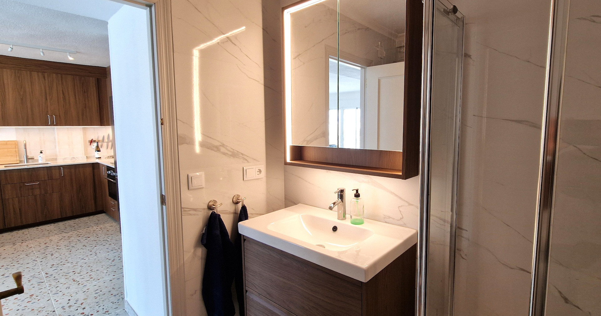 2 Bed, 1 Bath, ApartmentFor Sale, Torrevieja, Alicante