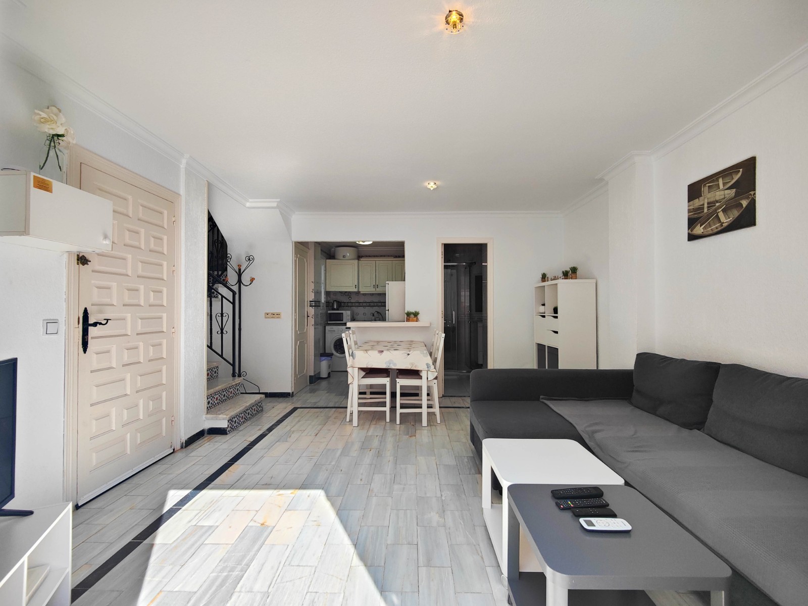 2 Bed, 2 Bath, ApartmentFor Sale, Torrevieja, Alicante