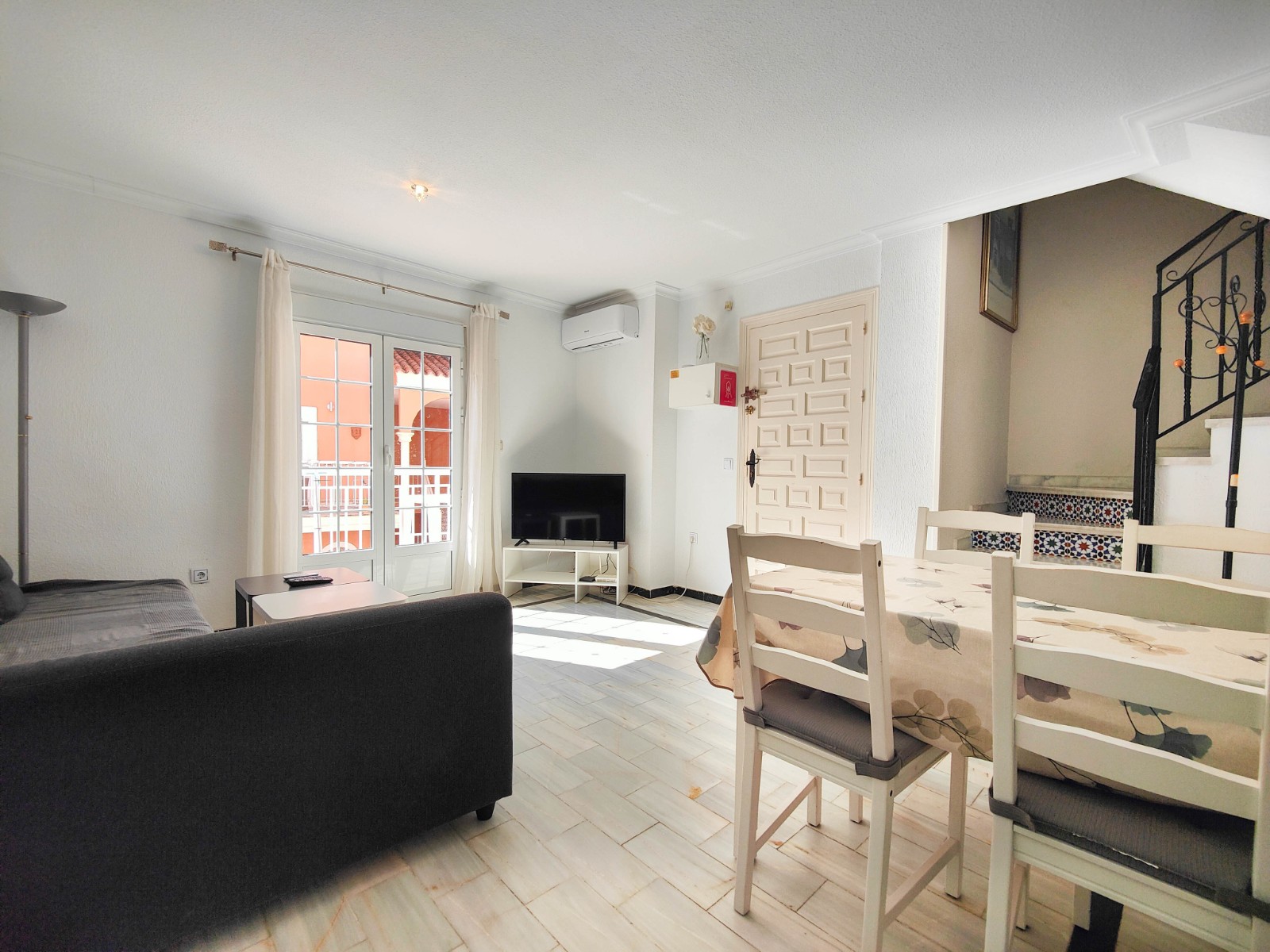 2 Bed, 2 Bath, ApartmentFor Sale, Torrevieja, Alicante