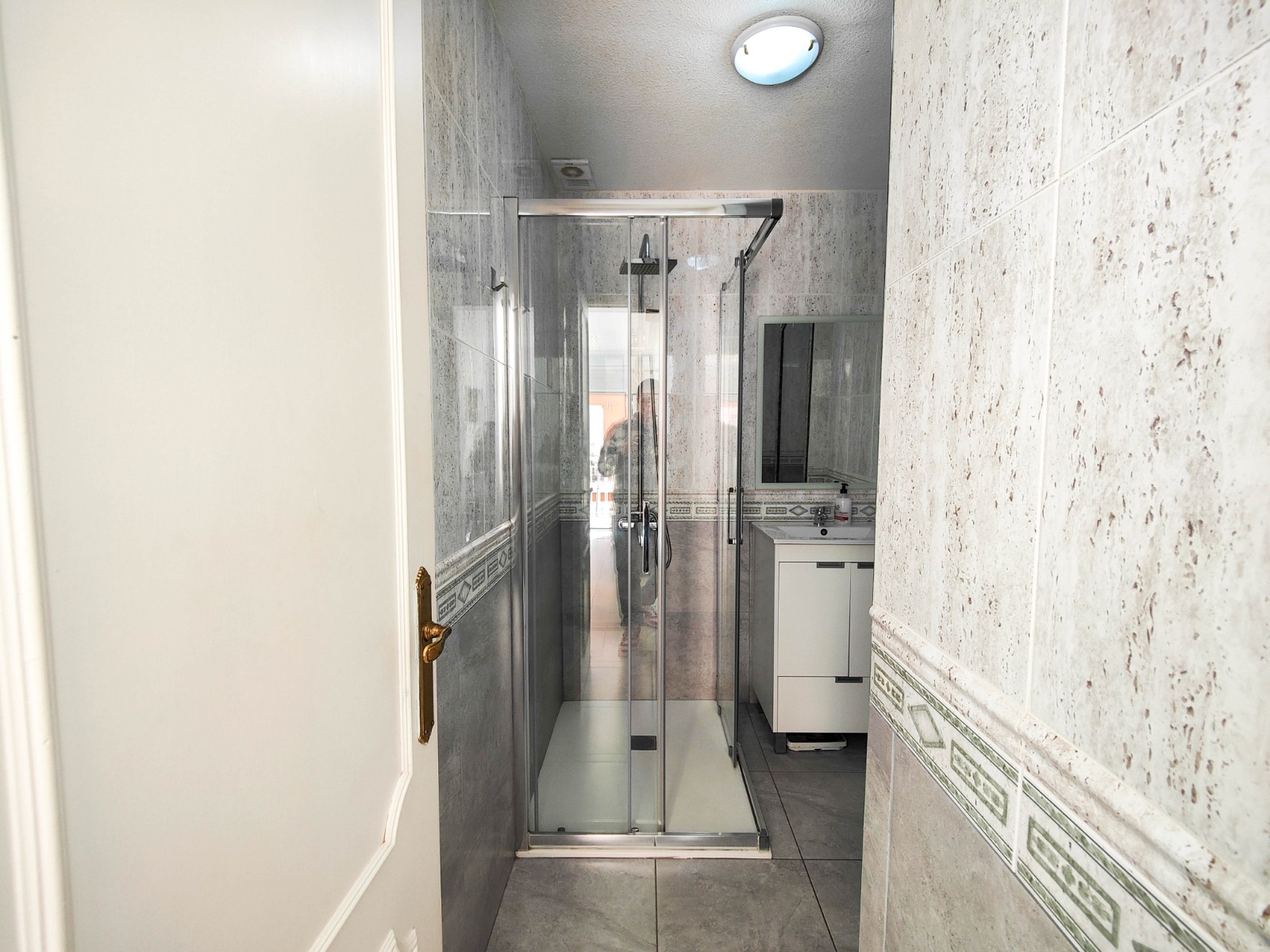 2 Bed, 2 Bath, ApartmentFor Sale, Torrevieja, Alicante