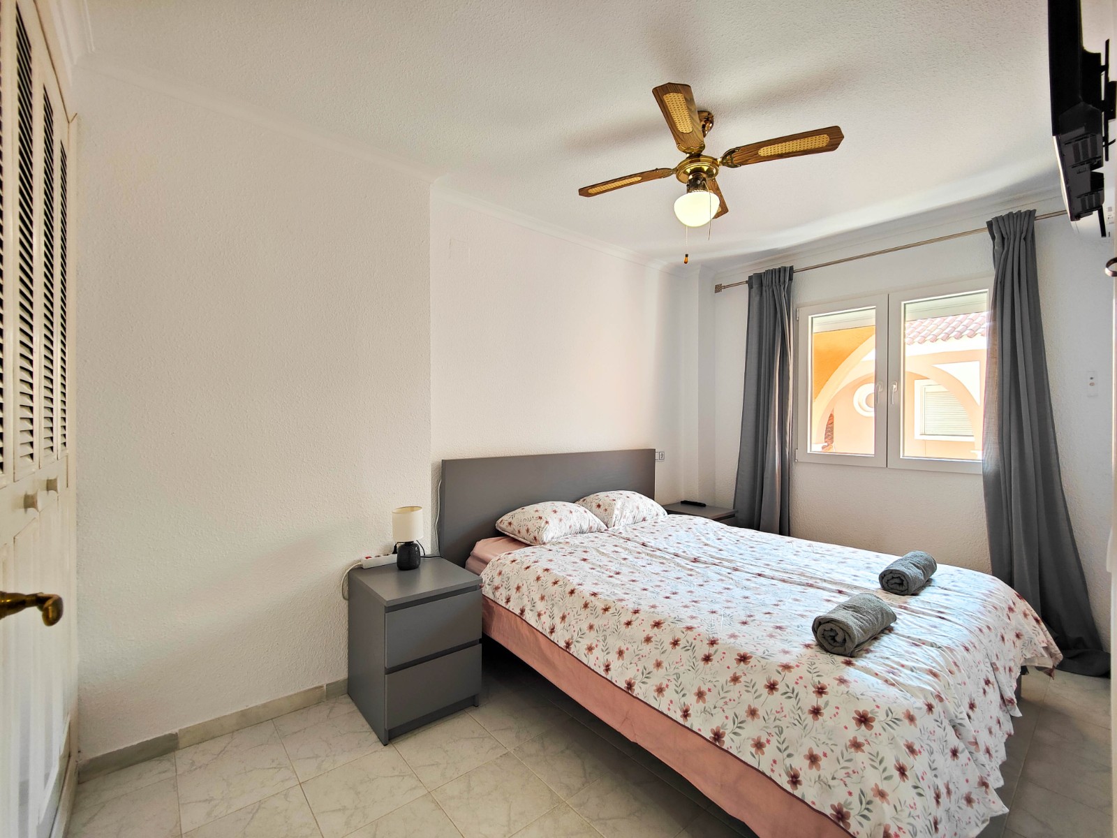 2 Bed, 2 Bath, ApartmentFor Sale, Torrevieja, Alicante
