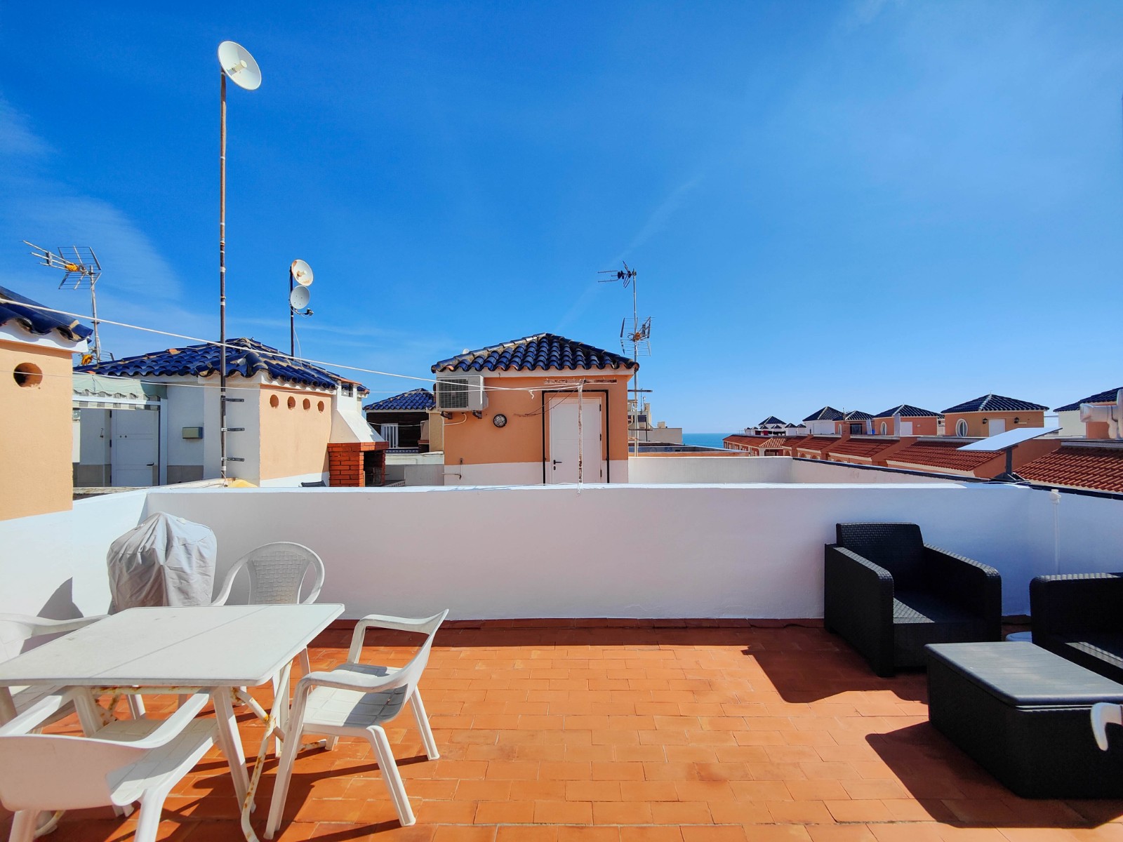 2 Bed, 2 Bath, ApartmentFor Sale, Torrevieja, Alicante
