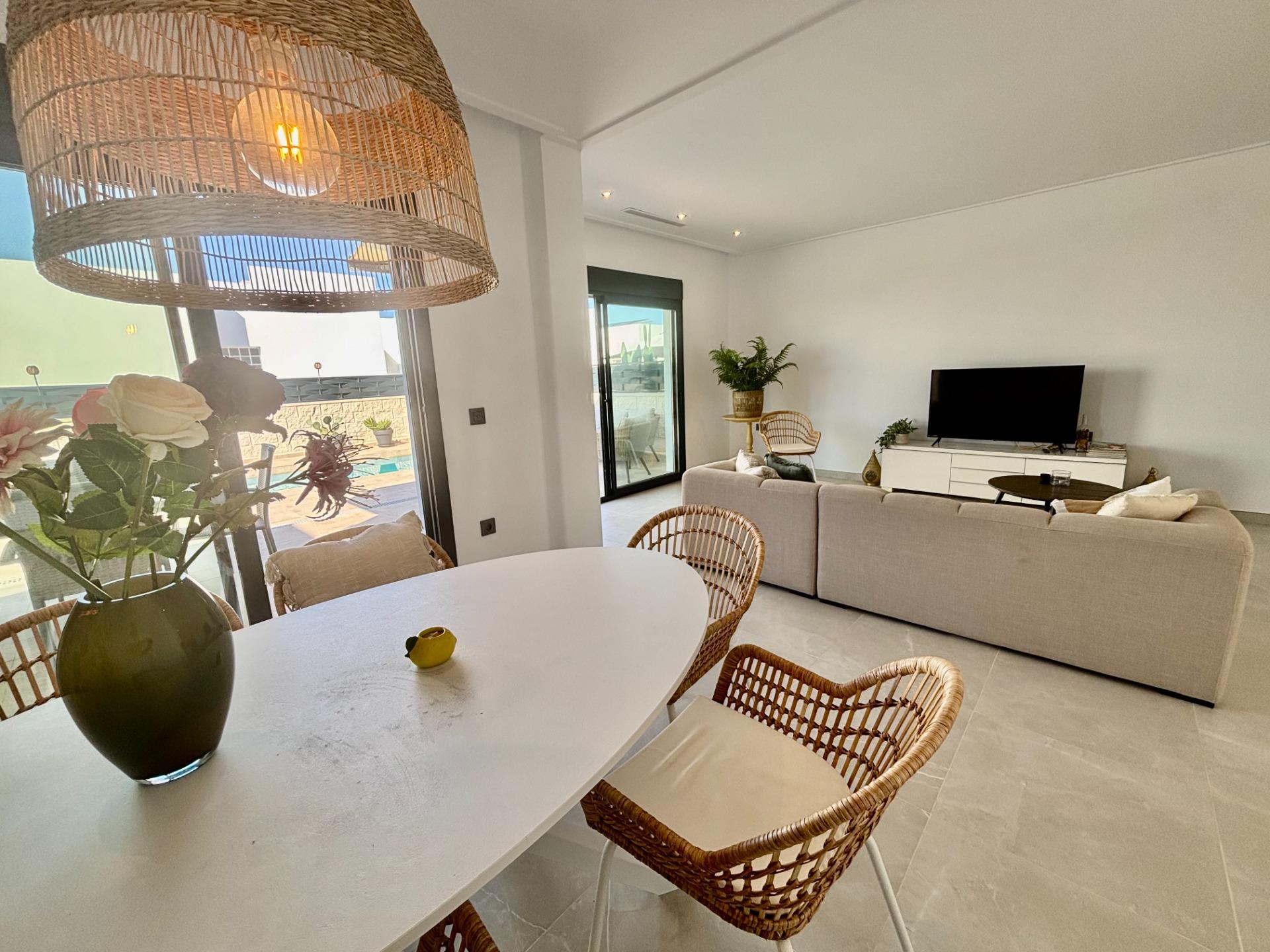 3 Bed, 2 Bath, HouseFor Sale, Benijofar, Alicante