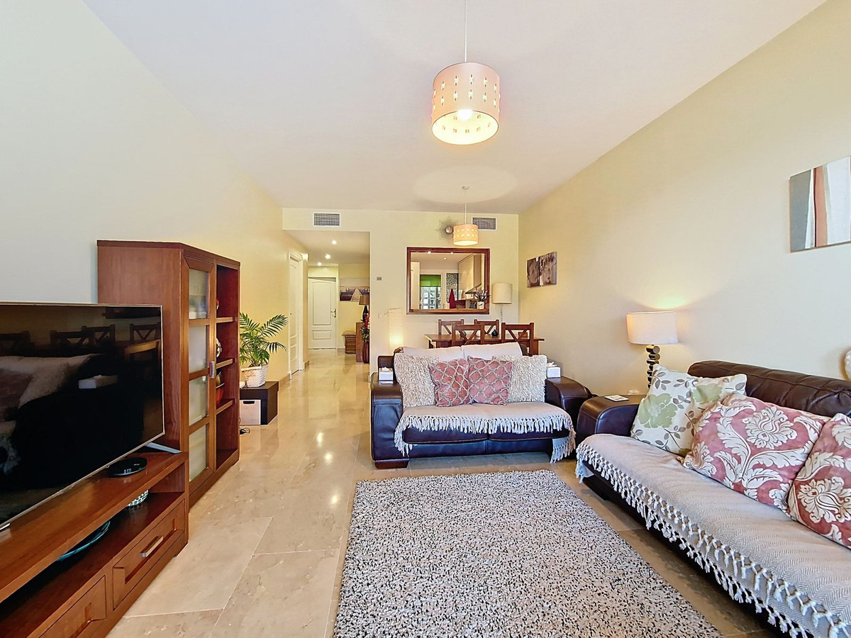 2 Bed, 2 Bath, ApartmentFor Sale, La Duquesa, Malaga