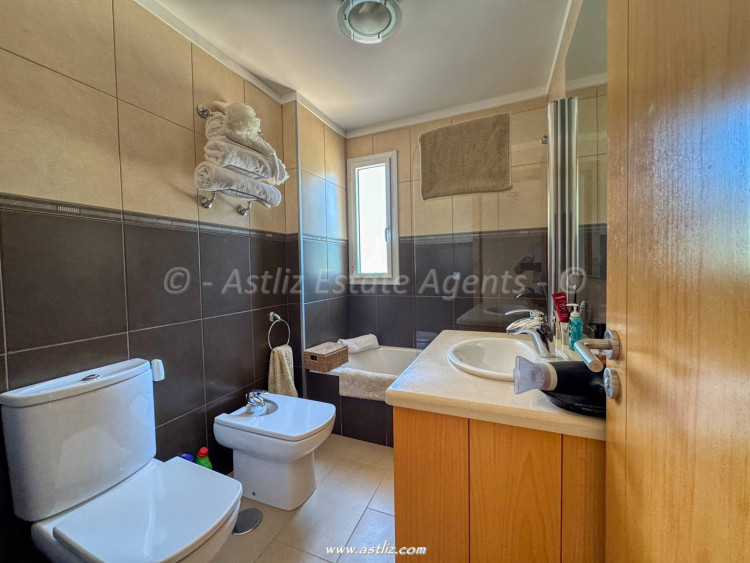 3 Bed, 2 Bath, ApartmentFor Sale, Lajas de Chapin, Puerto De Santiago