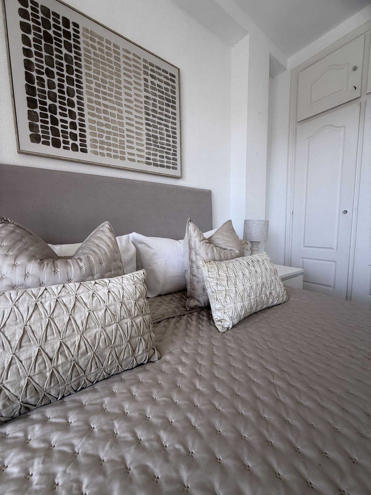 2 Bed, 2 Bath, ApartmentFor Sale, El Paraiso, Malaga