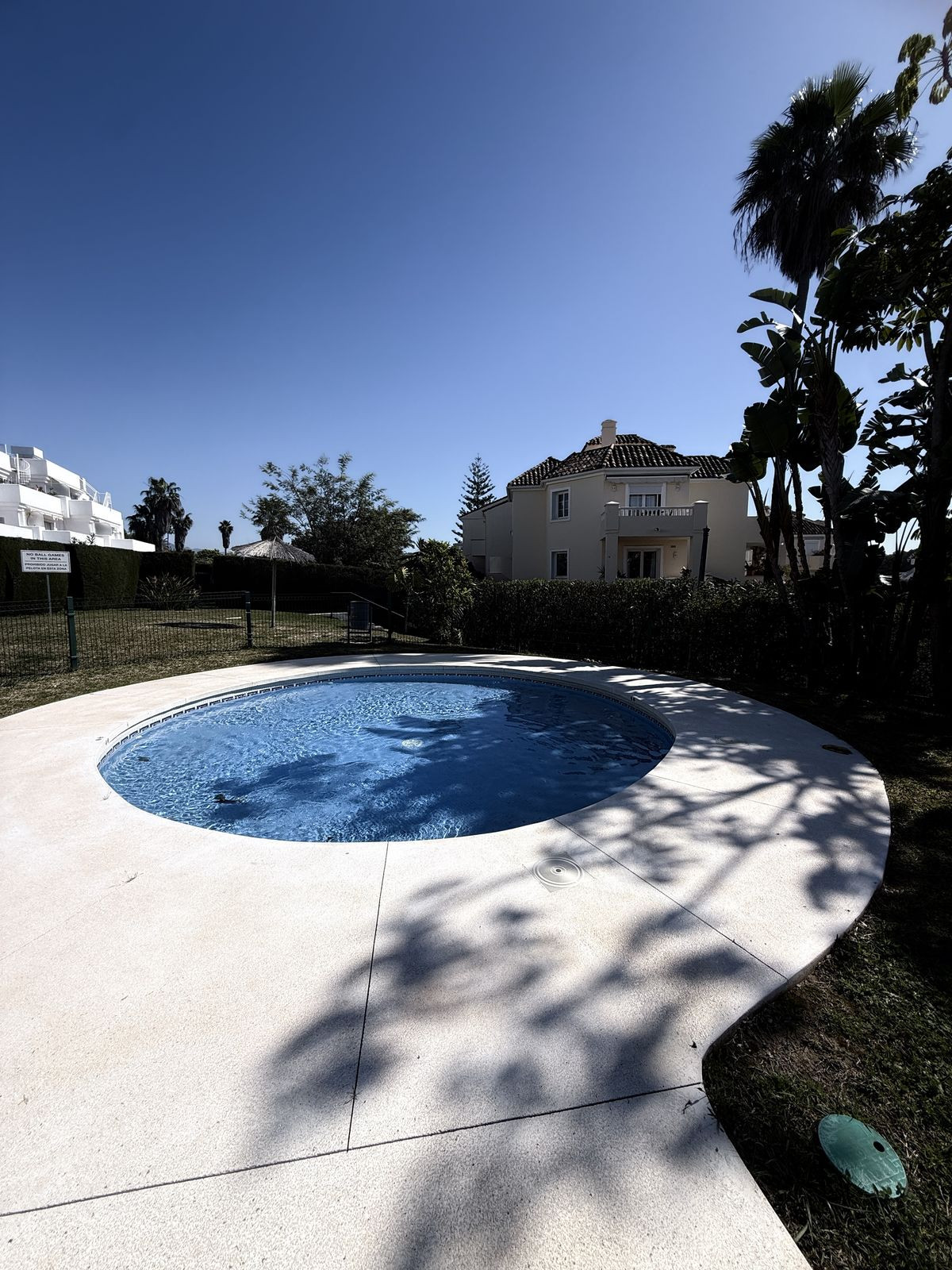 2 Bed, 2 Bath, ApartmentFor Sale, El Paraiso, Malaga