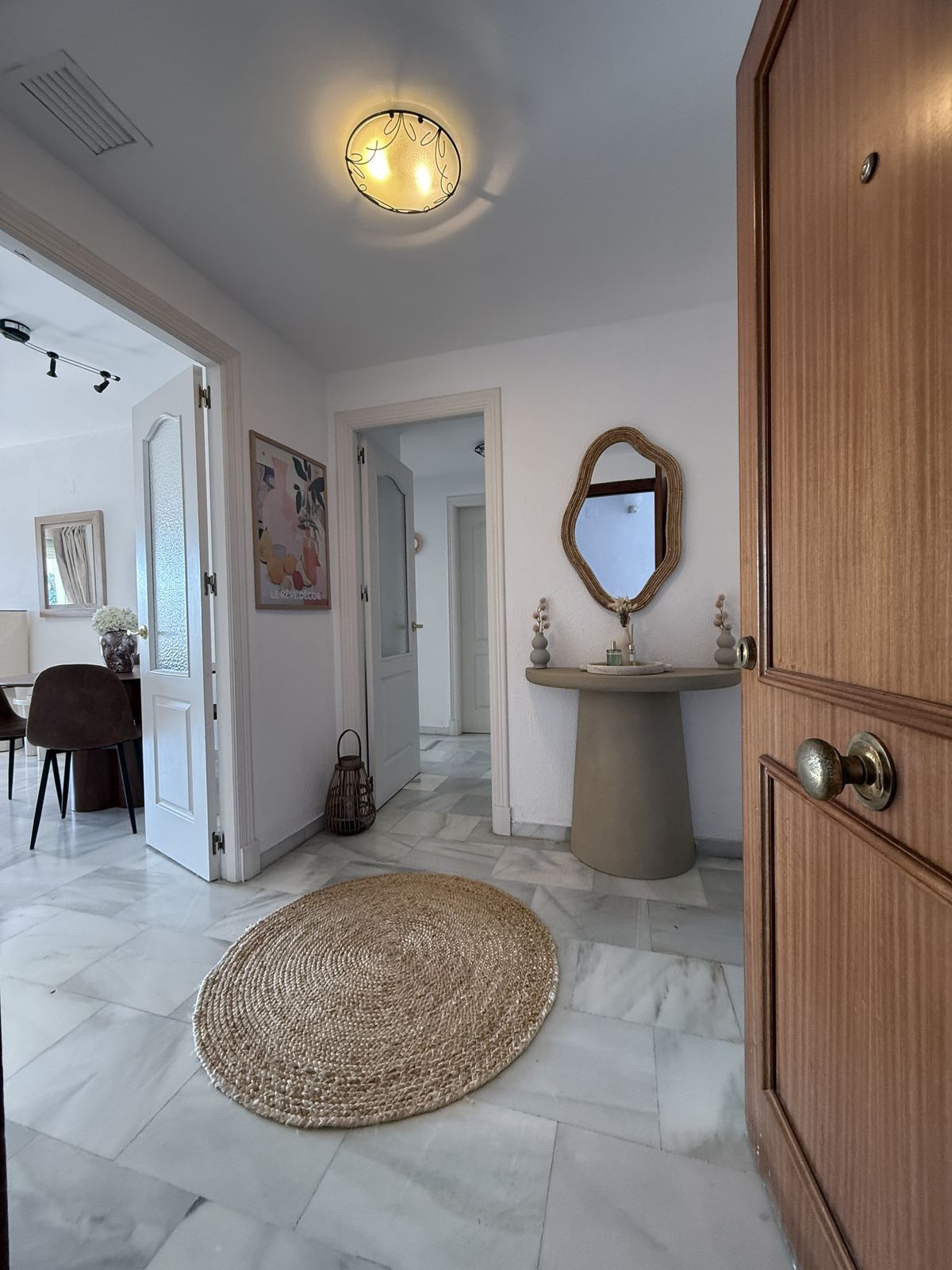 2 Bed, 2 Bath, ApartmentFor Sale, El Paraiso, Malaga