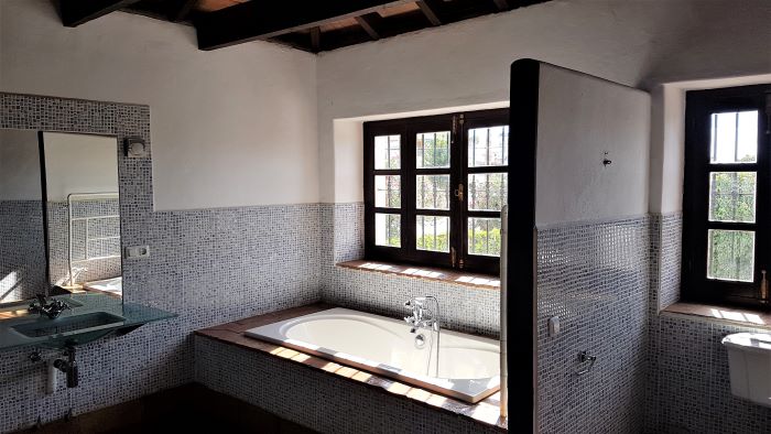 Commercial Property, For Sale