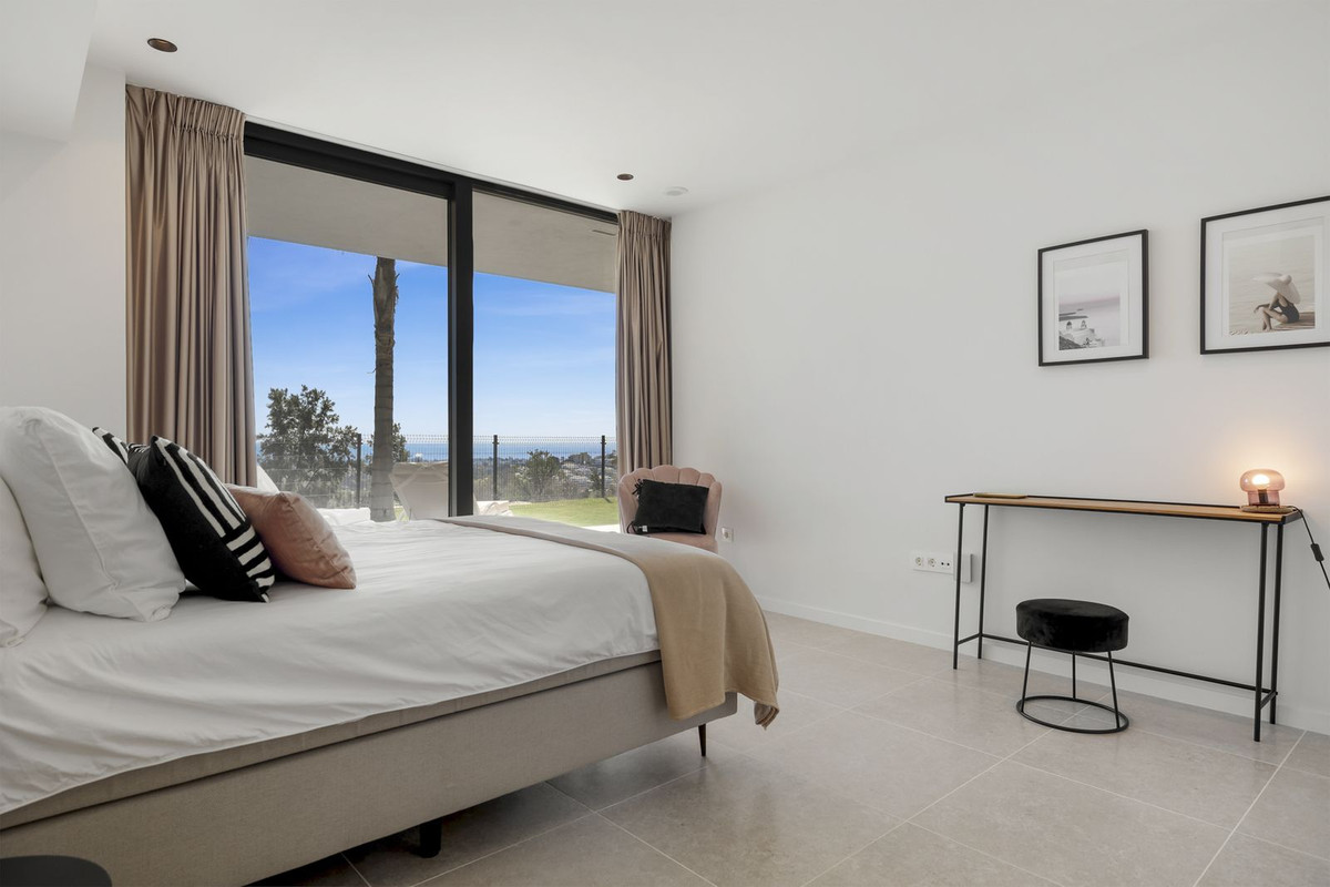 5 Bed, 5 Bath, HouseFor Sale, Benahavis, Malaga