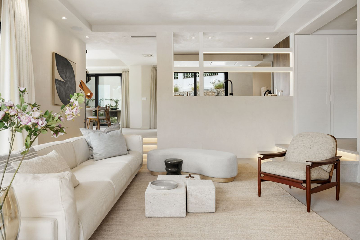 4 Bed, 4 Bath, HouseFor Sale, Benahavis, Malaga