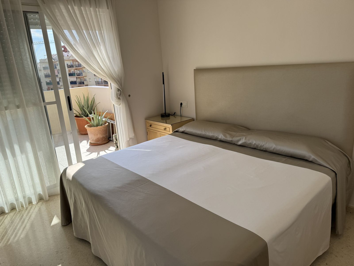 4 Bed, 3 Bath, ApartmentFor Sale, Estepona, Malaga