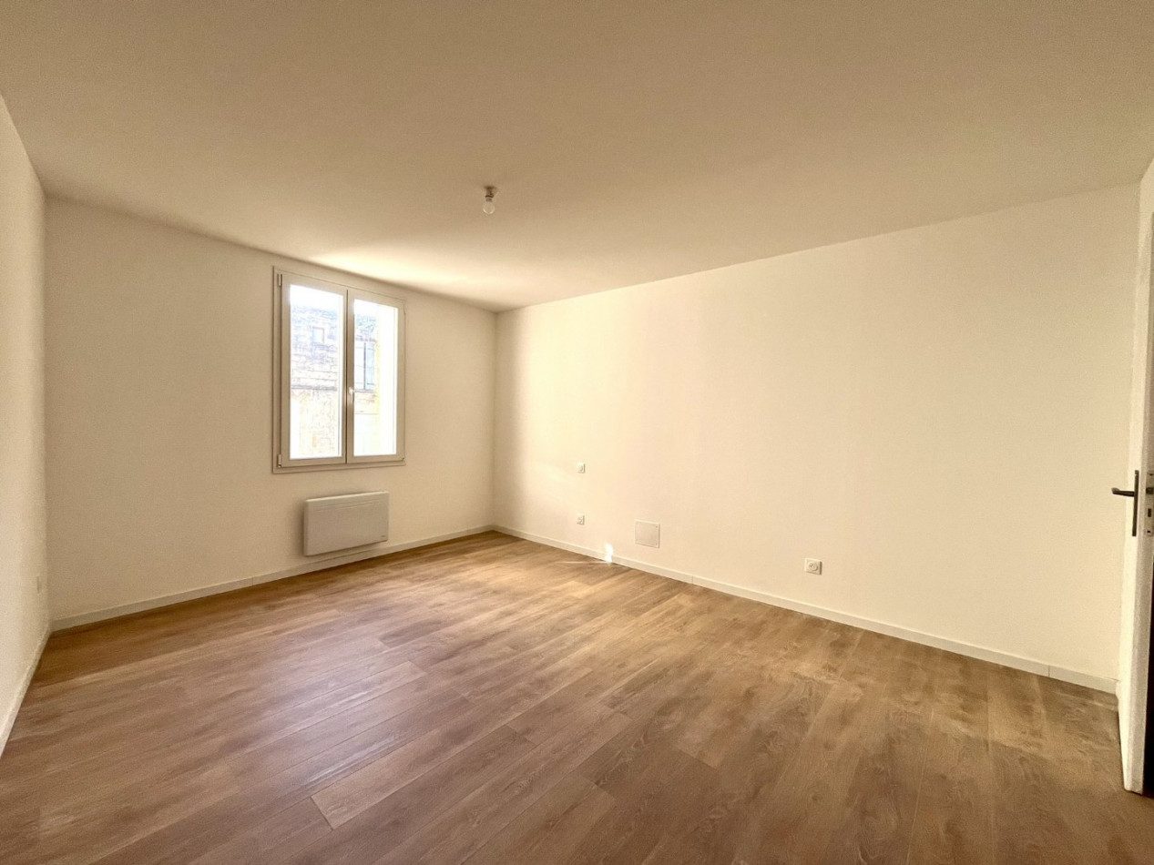 5 Bed, HouseFor Sale, Roujan, Herault, Languedoc-Roussillon, 34320