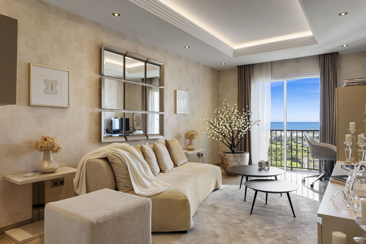 4 Bed, 3 Bath, ApartmentFor Sale, Los Almendros, Malaga