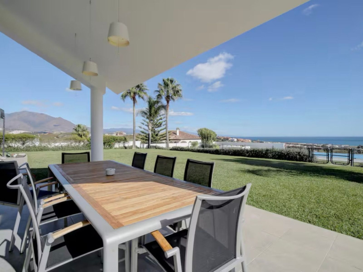 6 Bed, 5 Bath, HouseFor Sale, Manilva, Malaga