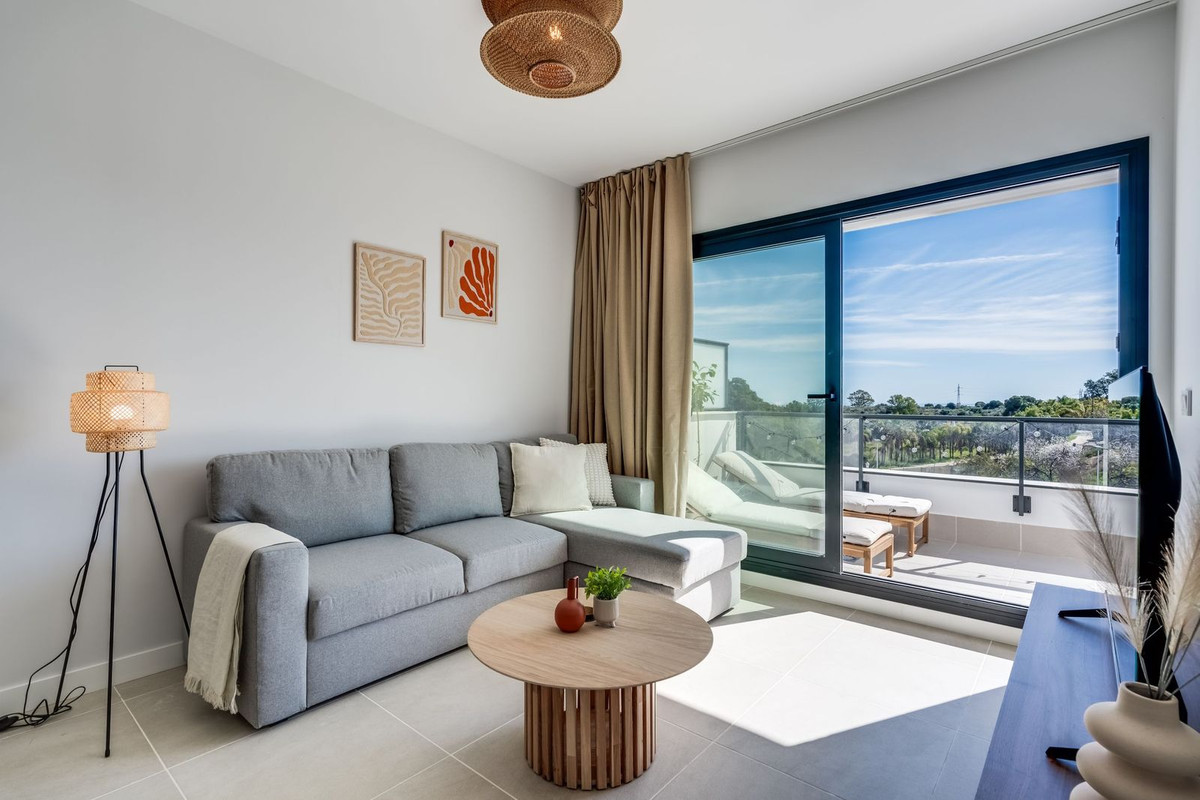 1 Bed, 1 Bath, ApartmentFor Sale, Estepona, Malaga