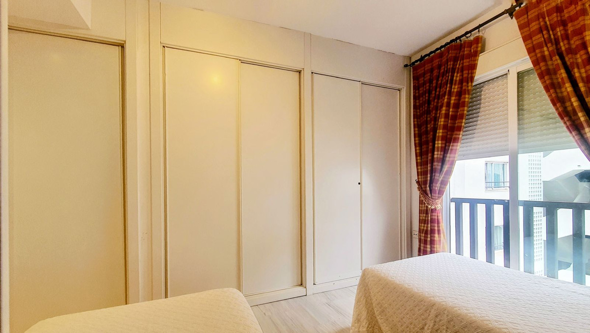 2 Bed, 2 Bath, ApartmentFor Sale, Puerto Banus, Malaga