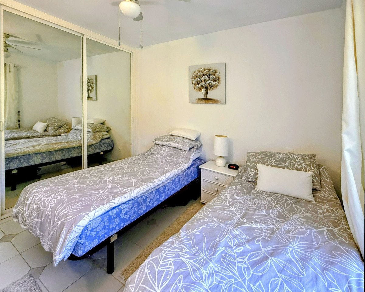 2 Bed, 2 Bath, ApartmentFor Sale, Miraflores, Malaga