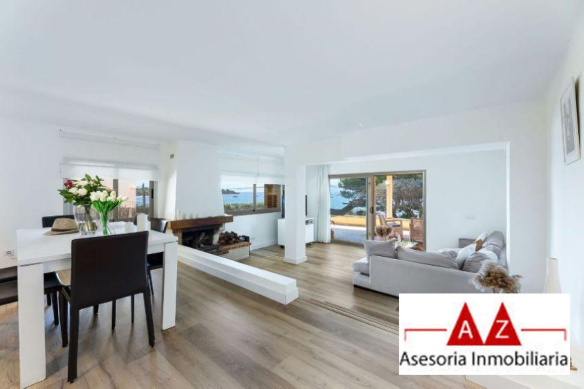 4 Bed, 3 Bath, ApartmentFor Sale, Alcudia, Islas Baleares