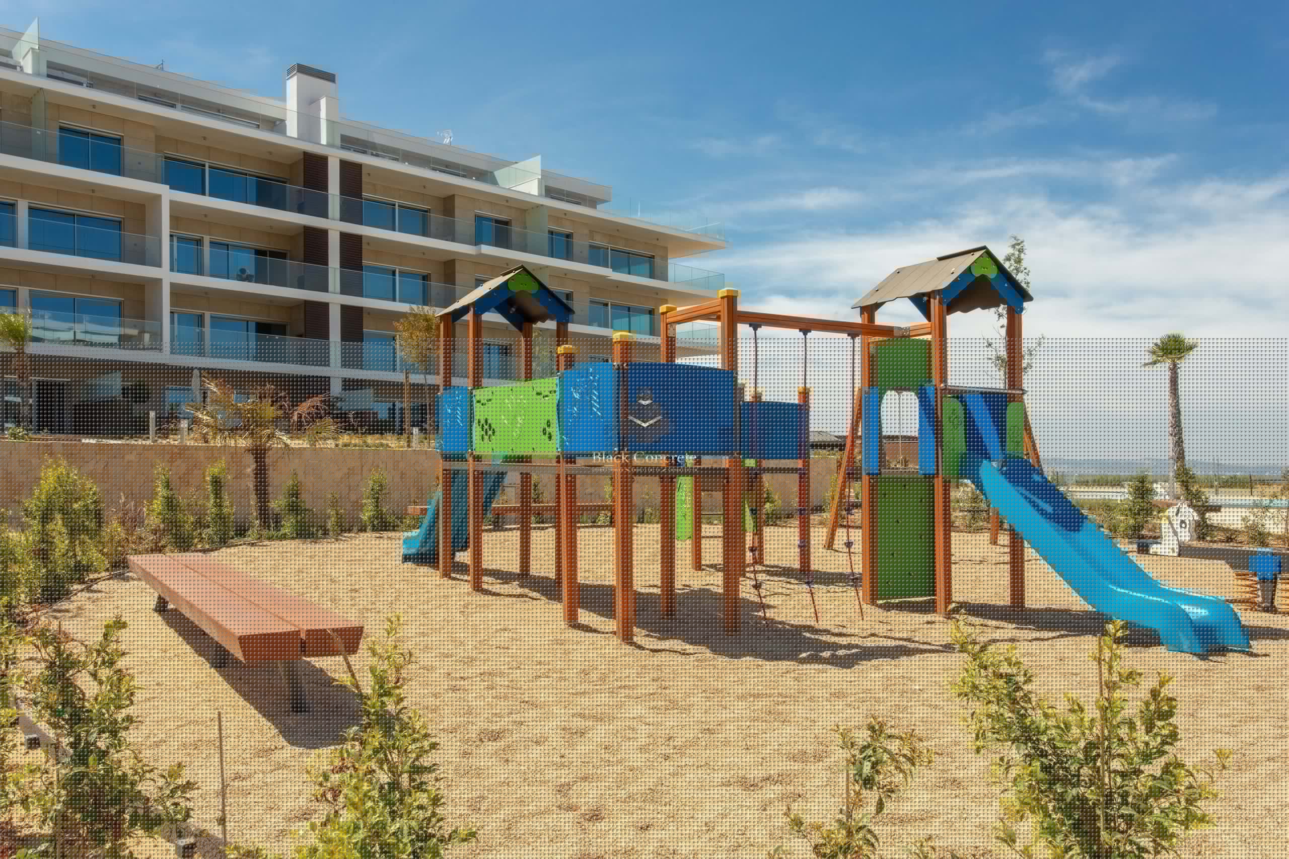 3 Bed, 2 Bath, ApartmentFor Sale, Alcochete, Setubal, 2890-011