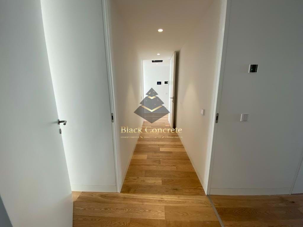 4 Bed, 3 Bath, ApartmentFor Sale, Lisboa, Lisboa, 1200-161